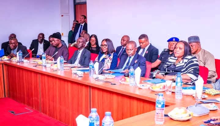 ALSCON: Sen Ekong Sampson engages Attorney-General of the Federation