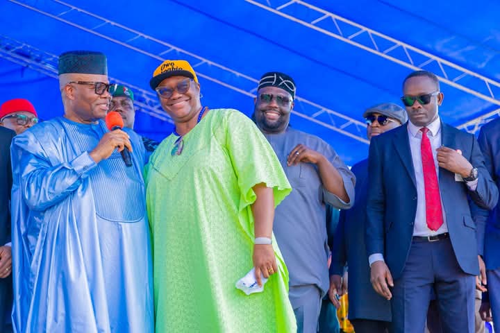 Akpabio gives N2bn grants, vehicles, equipment, scholarships to constituents