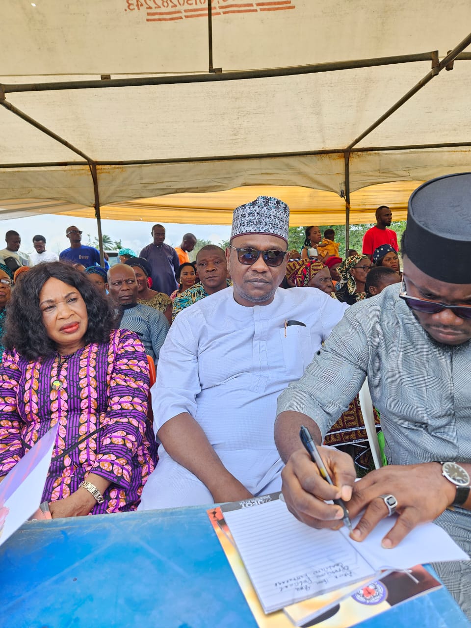 Uduak preaches hope, service at funeral of Coalition member’s father in Etinan