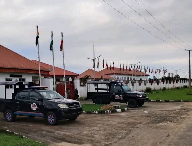 Breaking! A’Ibom PDP crisis deepens, as police take over Secretariat