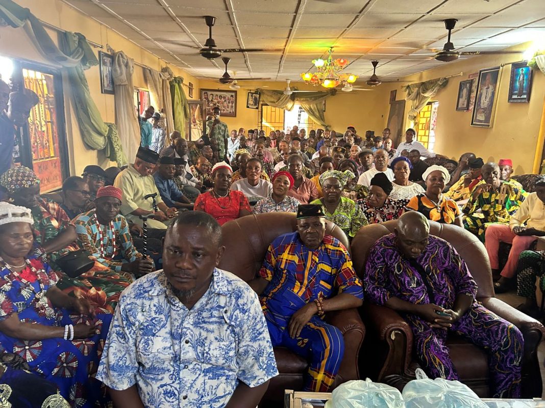 Tension in Esit Eket, as Leaders set to Petition EFCC, ICPC against EMOIMEE Reps