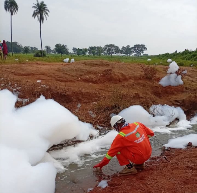 NESREA probes suspected chemical spill on Kaduna-Abuja Expressway